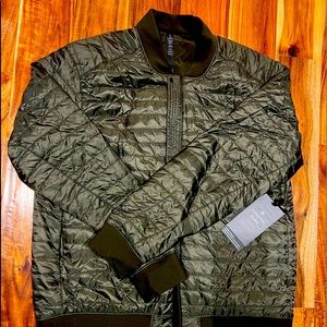 Brand New Lululemon Men’s Switch Over Bomber